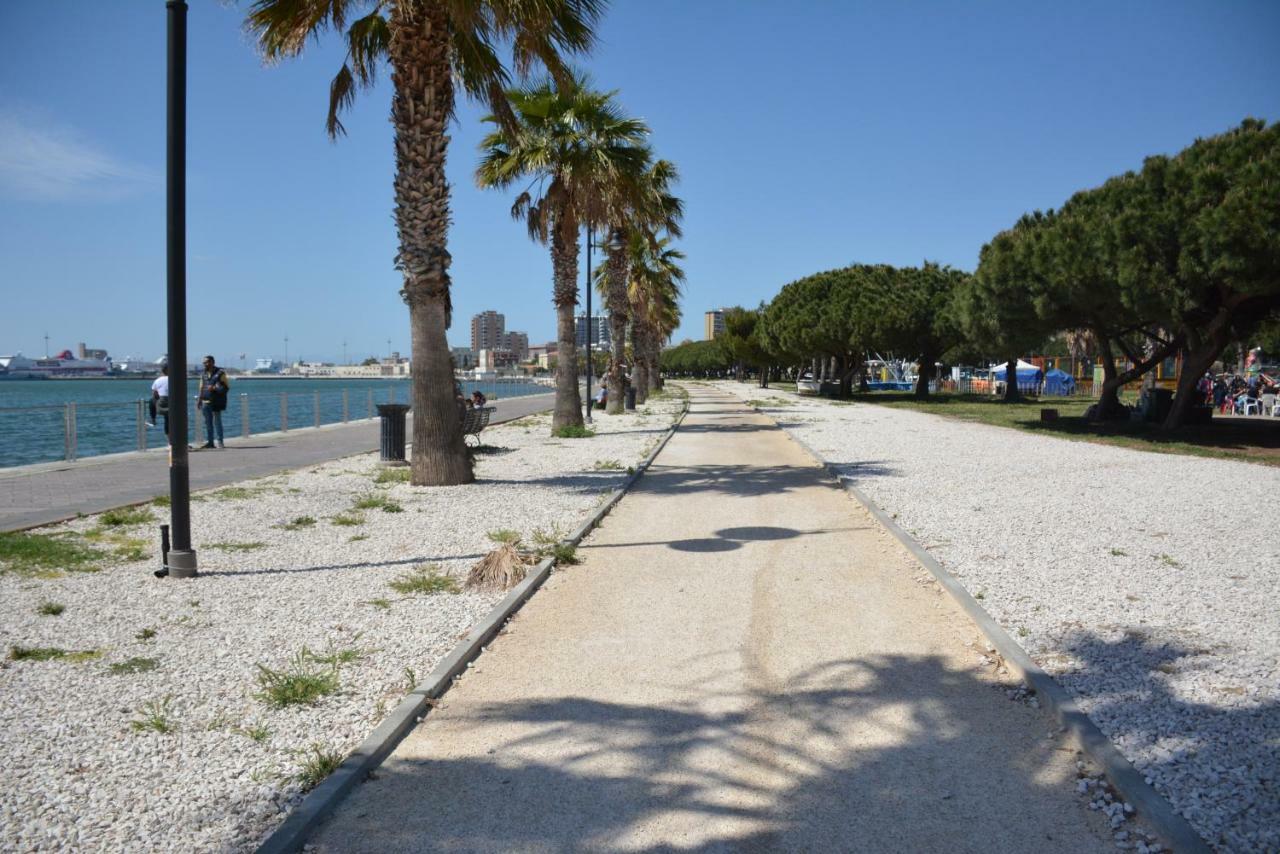 Giardini E Mare Bed & Breakfast Quartu Sant'Elena Exterior photo